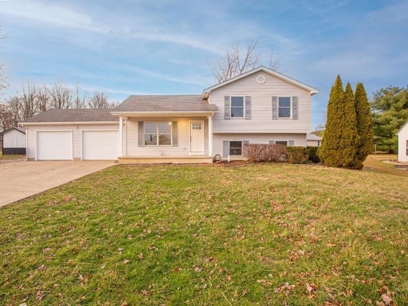 20 Douglas Circle, Georgetown, OH 45121 Photo 1