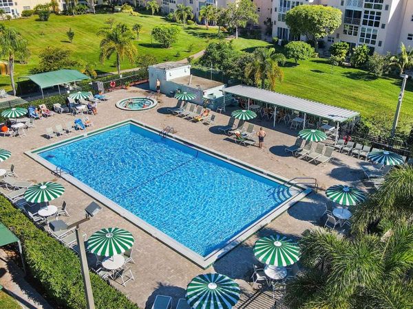 2515 NE 2nd Court, Unit 315, Boynton Beach, FL 33435