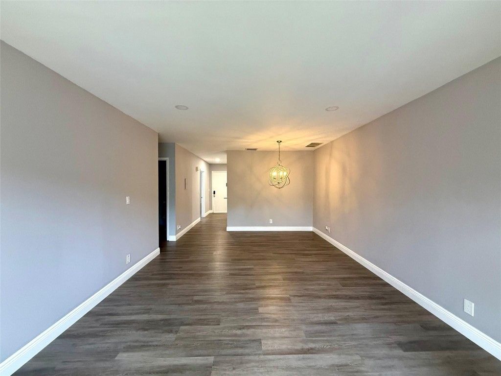 20862 Vinesta Circle, Unit 307, Boca Raton, FL 33433 Photo