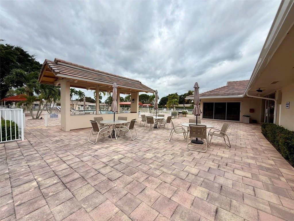20862 Vinesta Circle, Unit 307, Boca Raton, FL 33433 Photo