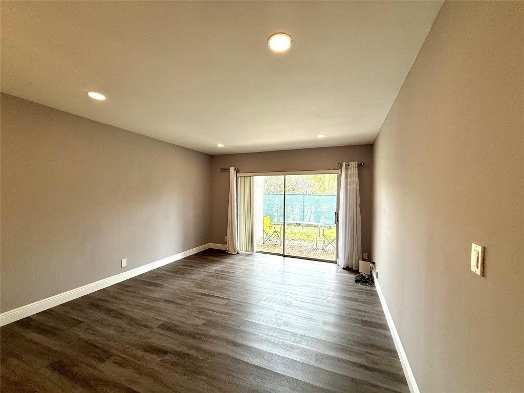 20862 Vinesta Circle, Unit 307, Boca Raton, FL 33433 Photo