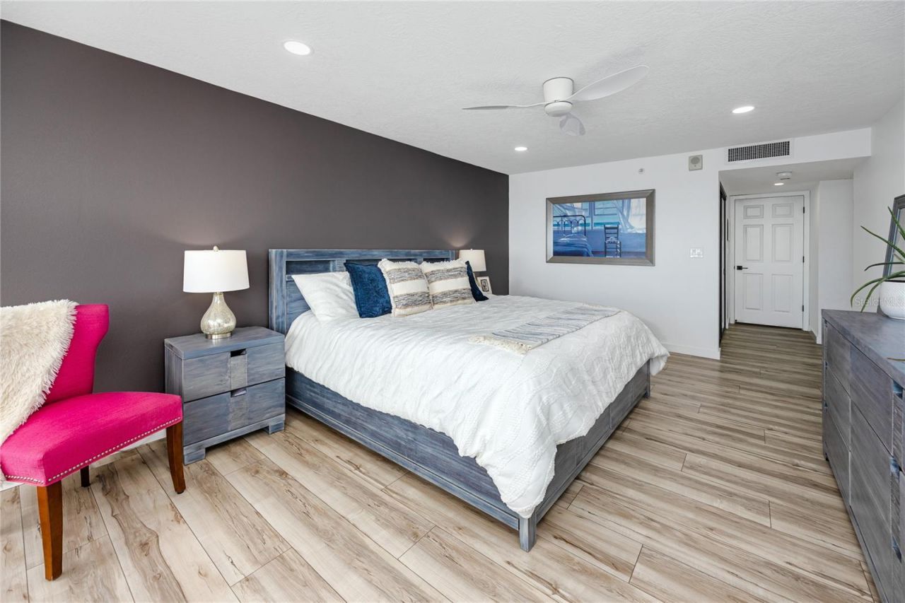 17940 Gulf Boulevard, Unit 16A, Redington Shores, FL 33708 Photo