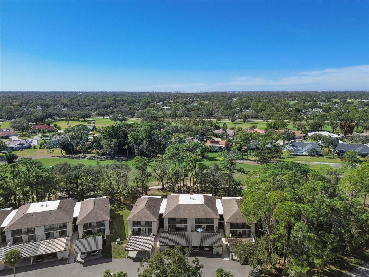 6110 Country Club Way, Unit 204, Sarasota, FL 34243 Photo