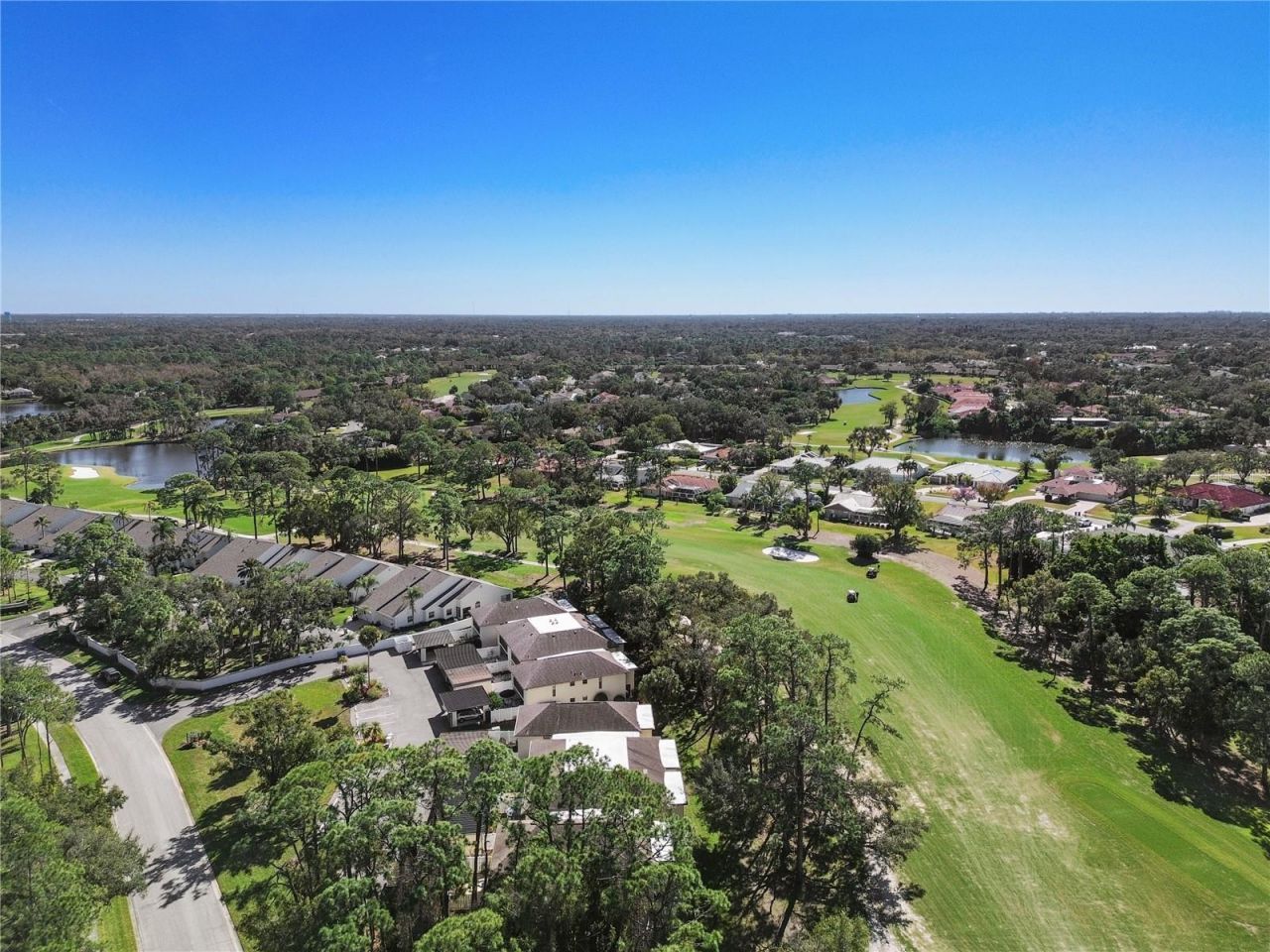 6110 Country Club Way, Unit 204, Sarasota, FL 34243 Photo