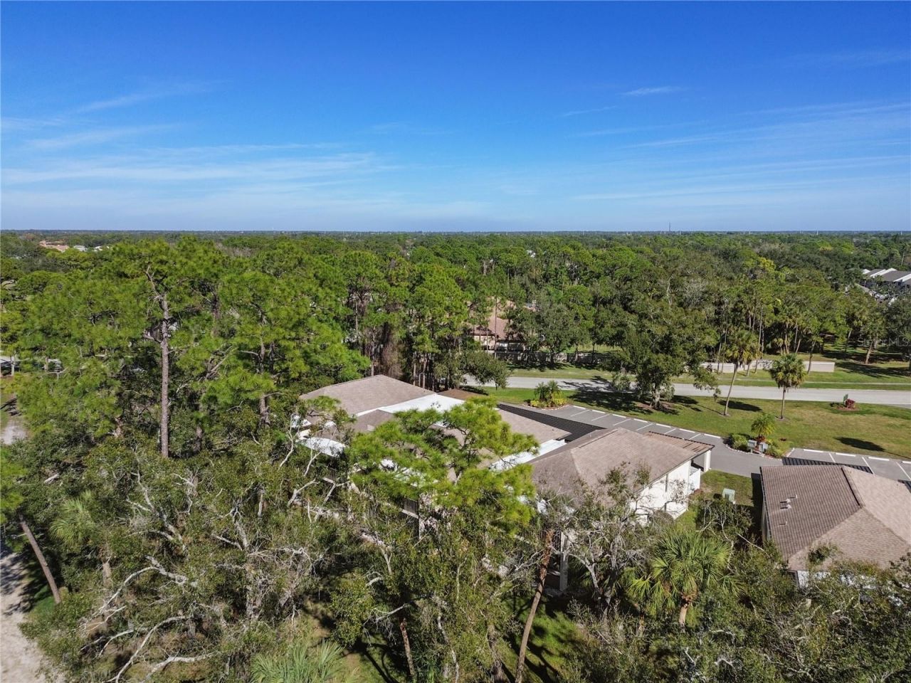 6110 Country Club Way, Unit 204, Sarasota, FL 34243 Photo