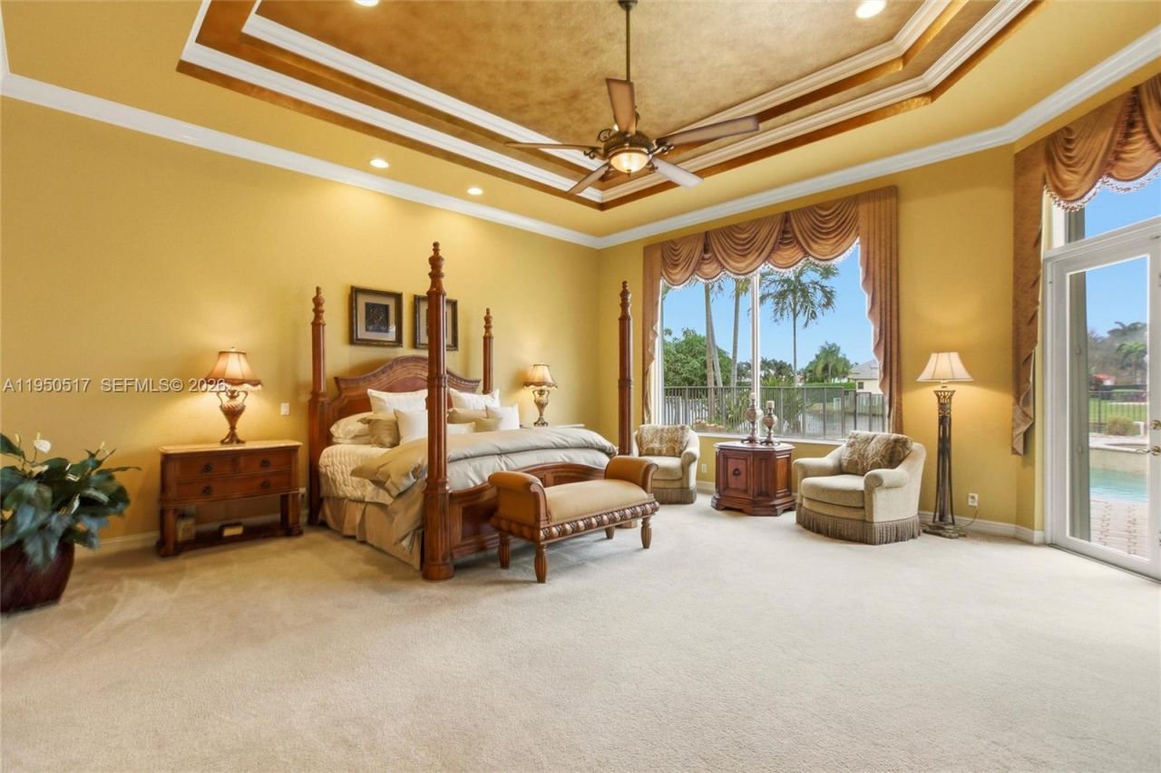 3250 W Stonebrook Cir, Davie, FL 33330 Photo