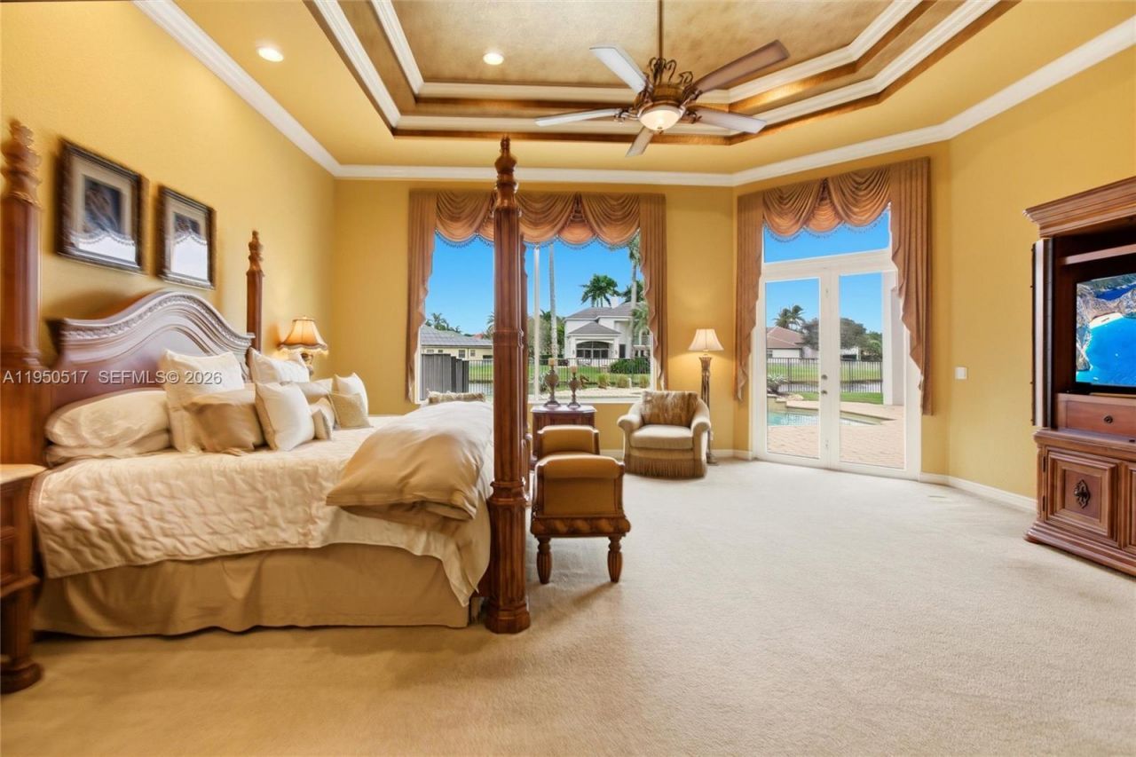 3250 W Stonebrook Cir, Davie, FL 33330 Photo