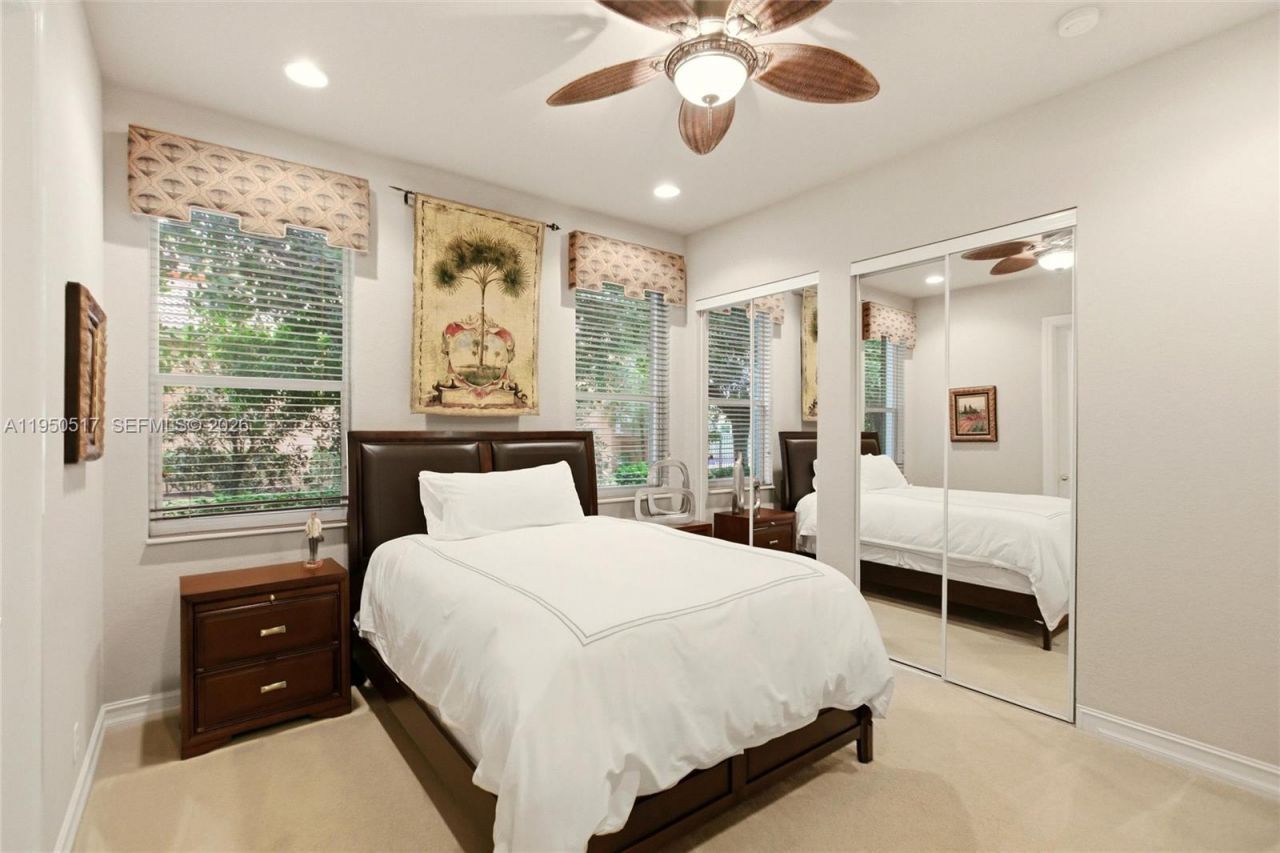 3250 W Stonebrook Cir, Davie, FL 33330 Photo