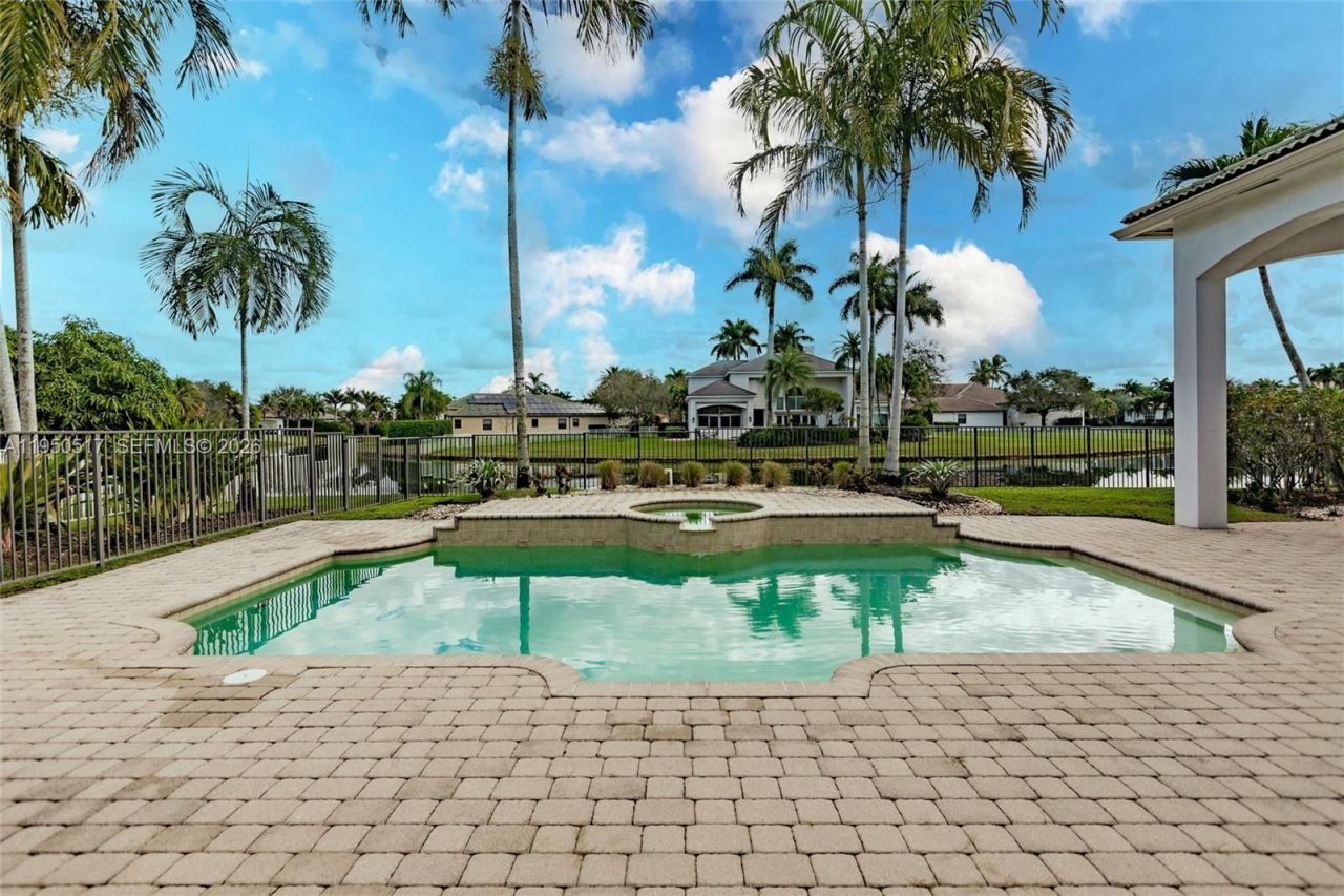 3250 W Stonebrook Cir, Davie, FL 33330 Photo