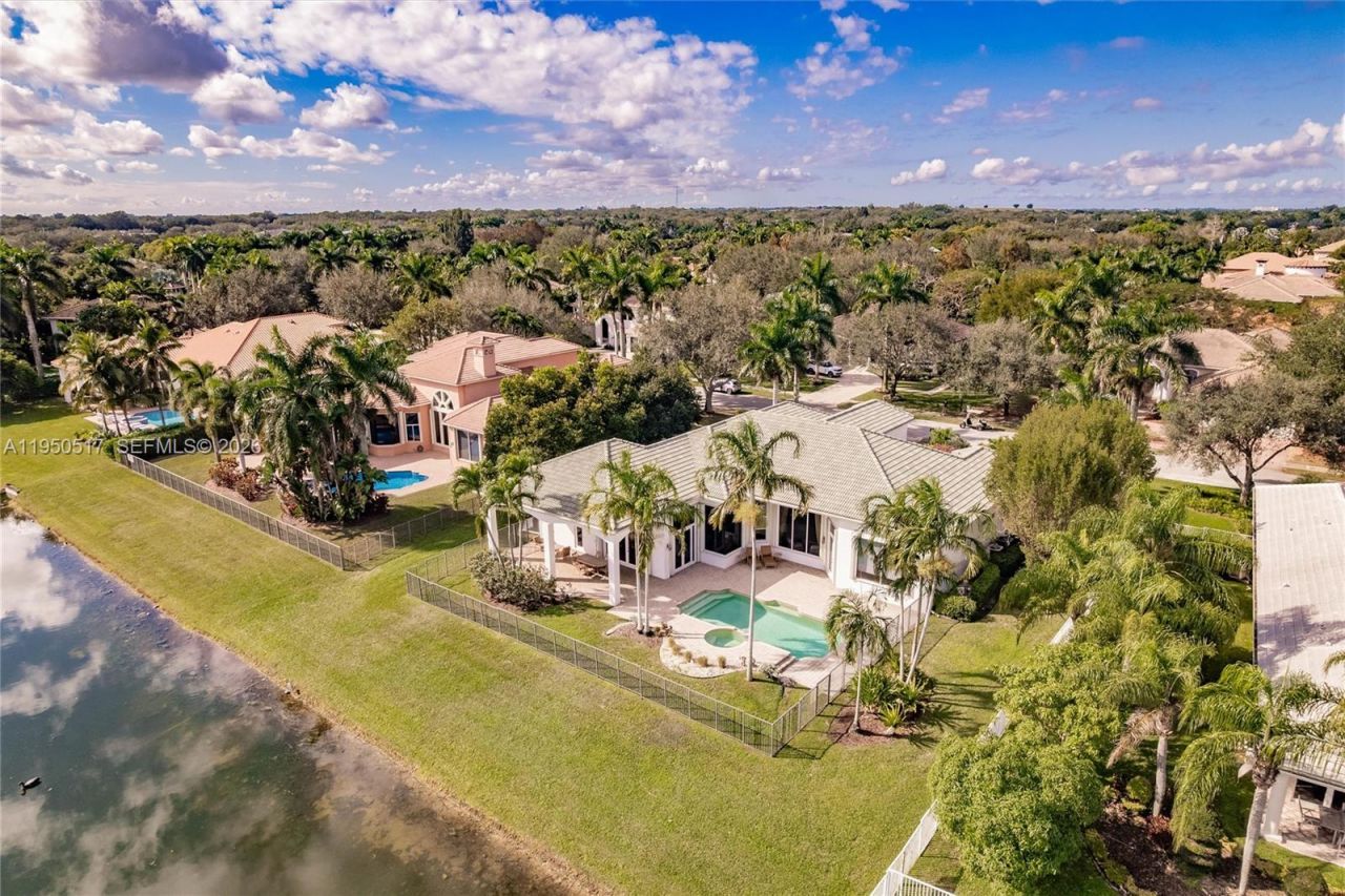 3250 W Stonebrook Cir, Davie, FL 33330 Photo