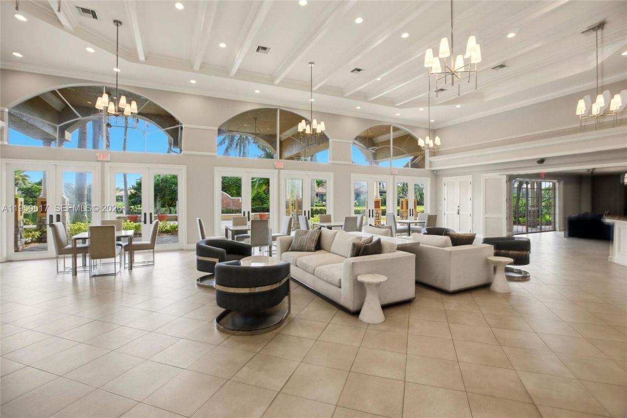 3250 W Stonebrook Cir, Davie, FL 33330 Photo