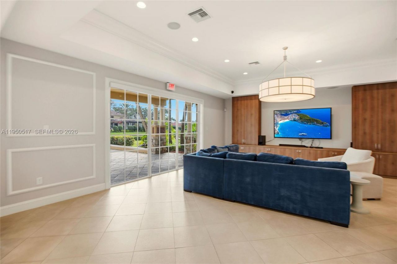 3250 W Stonebrook Cir, Davie, FL 33330 Photo