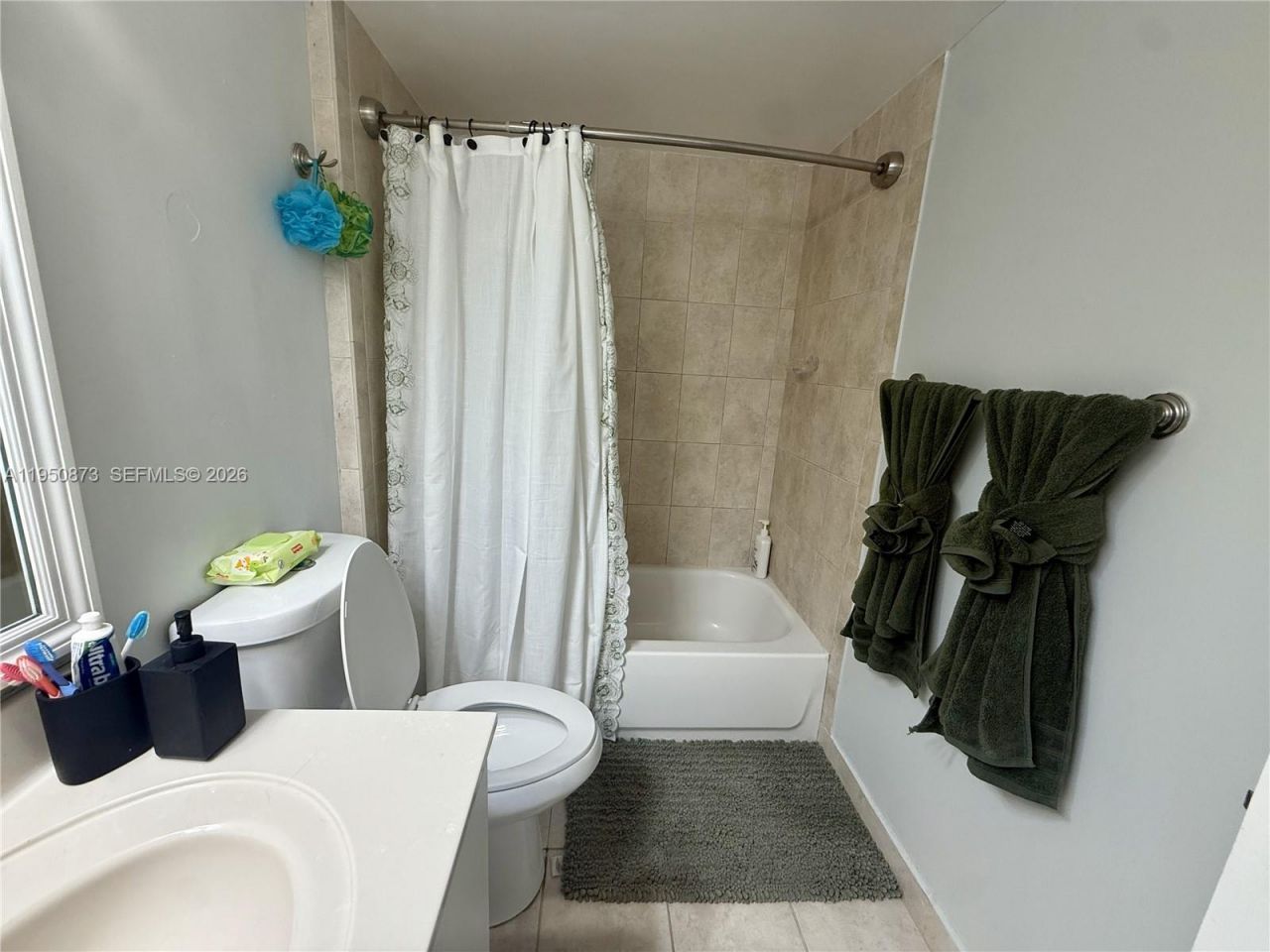 10413 N Kendall Dr , Unit B208, Miami, FL 33176 Photo