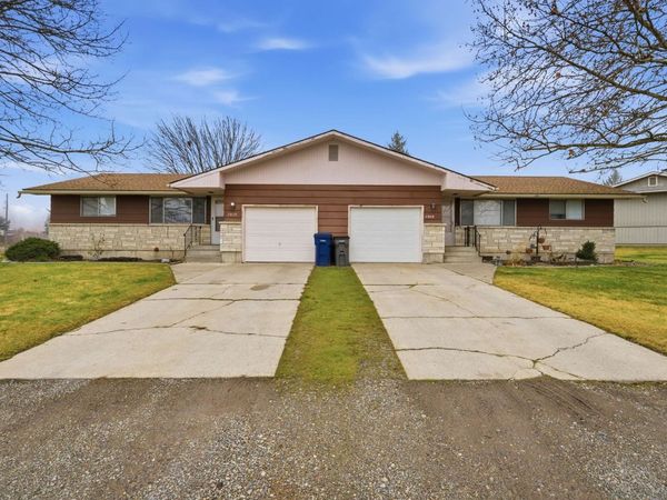 2808/2810 S Blake Rd, Spokane Valley, WA 99216