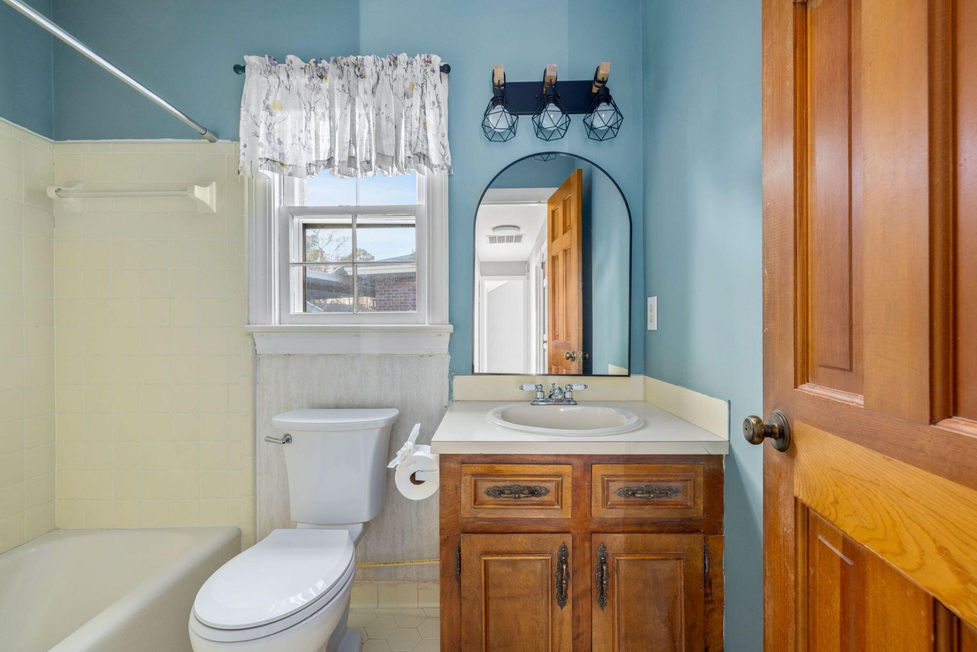 126 Marion Road Photo 16