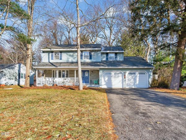 3011 Williamsburg Drive, Schenectady, NY 12303