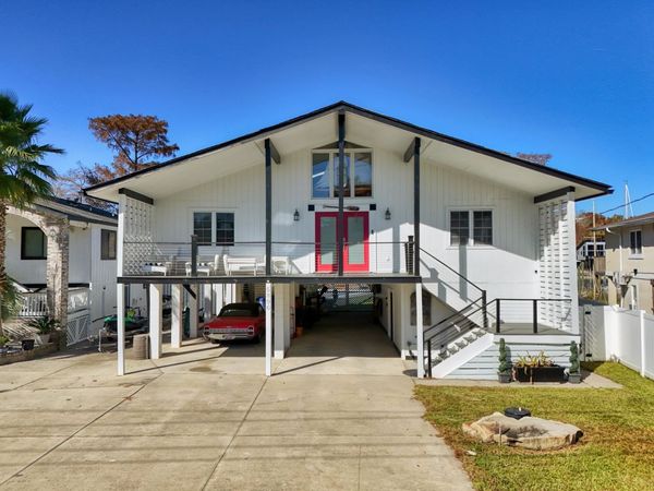 5896 Rosewood Dr., Myrtle Beach, SC 29588