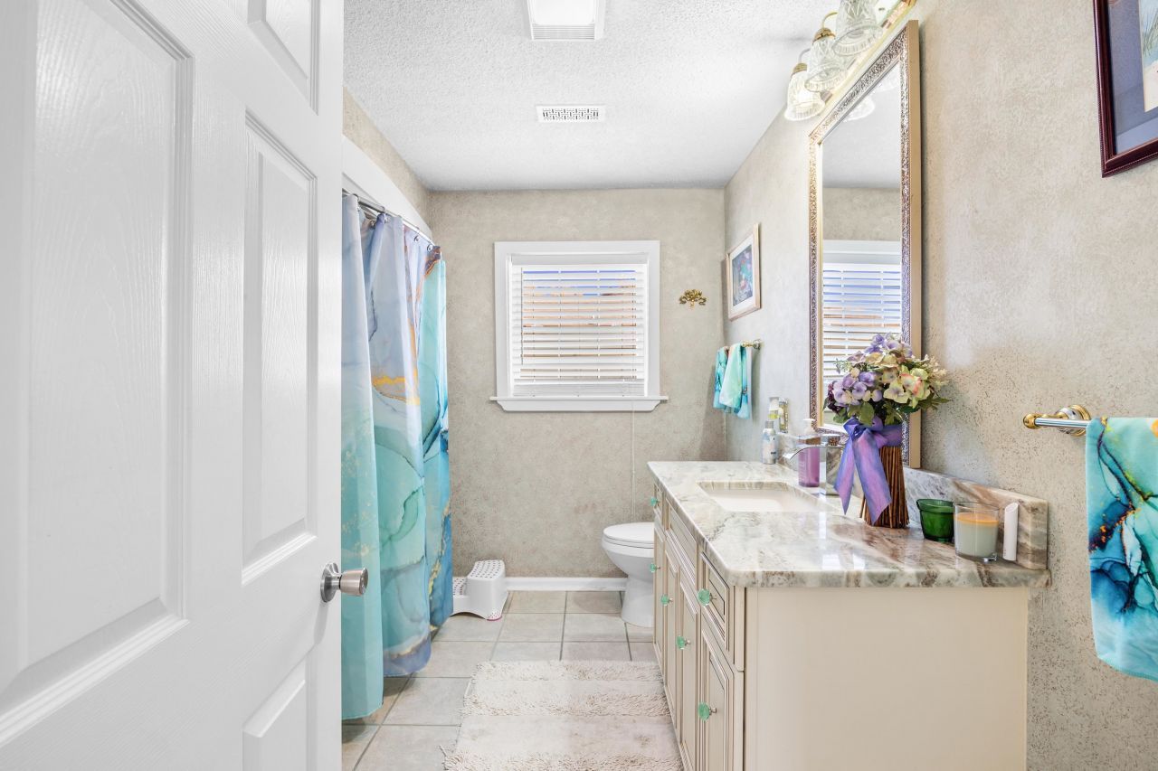 5896 Rosewood Dr. Photo 19