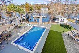 5896 Rosewood Dr. photo 4