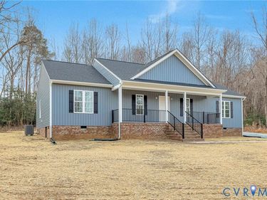 125 Ferry Landing Road, Dunnsville, VA 22454