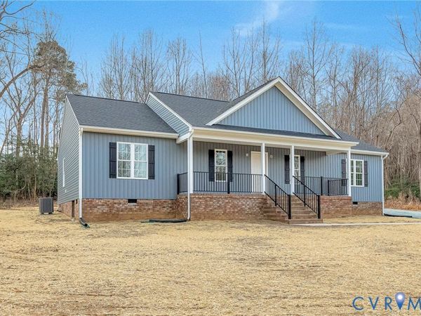 125 Ferry Landing Road, Dunnsville, VA 22454