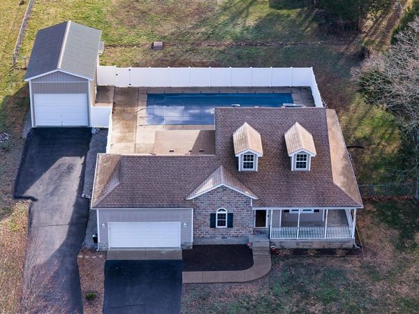 134 Rolling Meadows Drive, Bowling Green, KY 42101