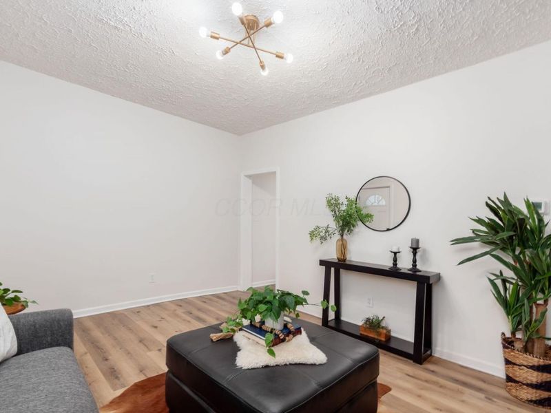 130 E Woodrow Avenue, Columbus, OH 43207 Photo 10