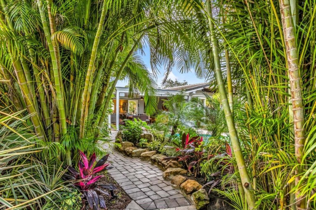 2004 NE 17th Way, Fort Lauderdale, FL 33305 Photo