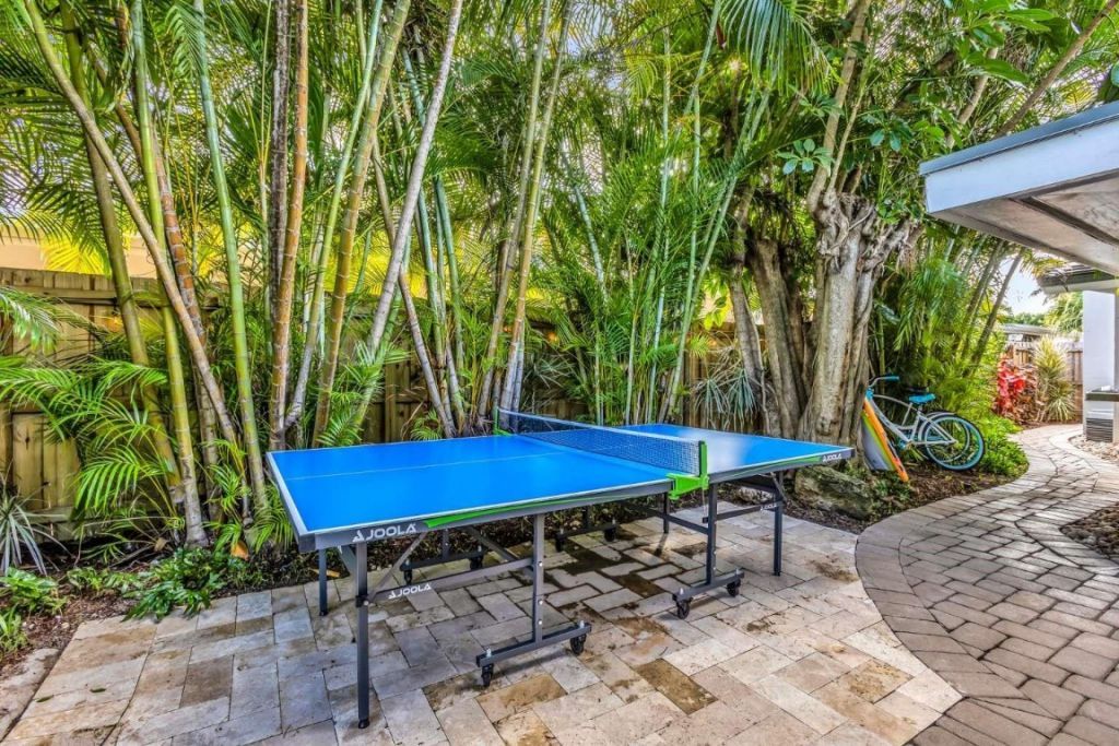 2004 NE 17th Way, Fort Lauderdale, FL 33305 Photo