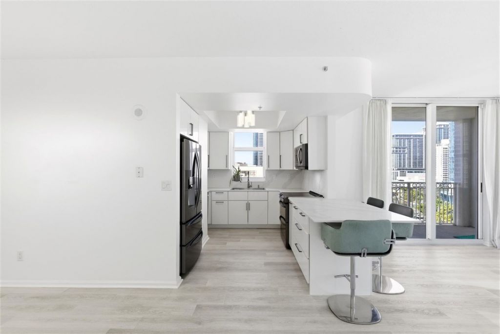 511 SE 5th Ave, Unit 1216, Fort Lauderdale, FL 33301 Photo