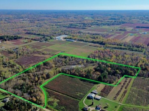 104th Avenue, Grand Junction, MI 49056