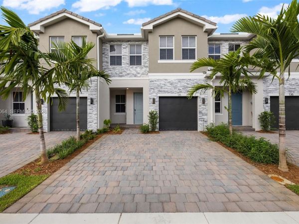 131 SW 171st Lane, Pembroke Pines, FL 33027