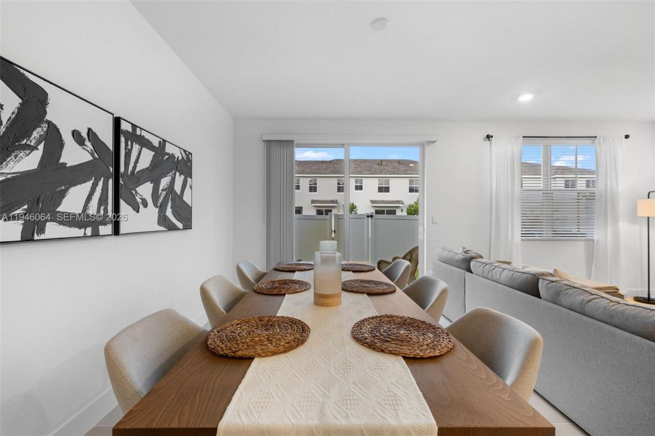 131 SW 171st Lane, Pembroke Pines, FL 33027 Photo