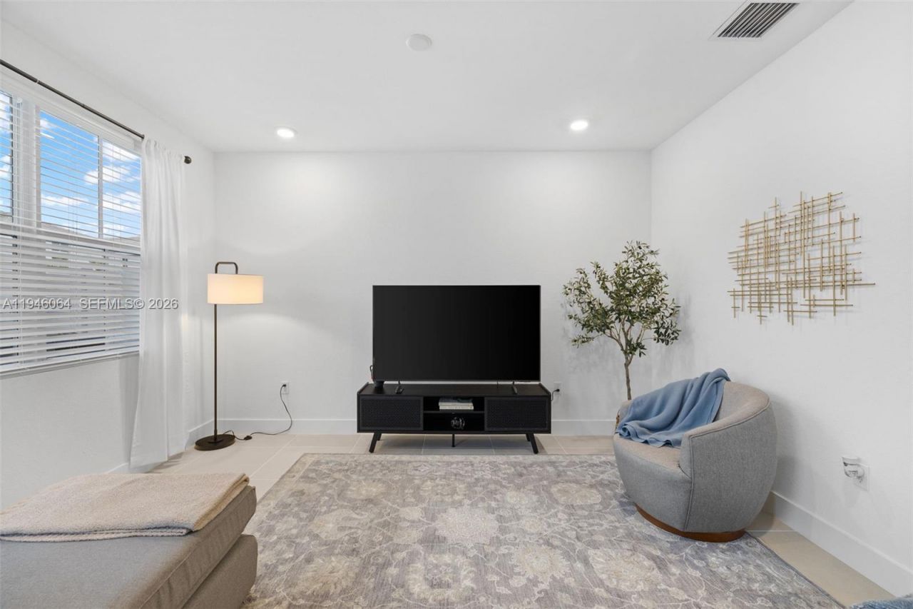 131 SW 171st Lane, Pembroke Pines, FL 33027 Photo