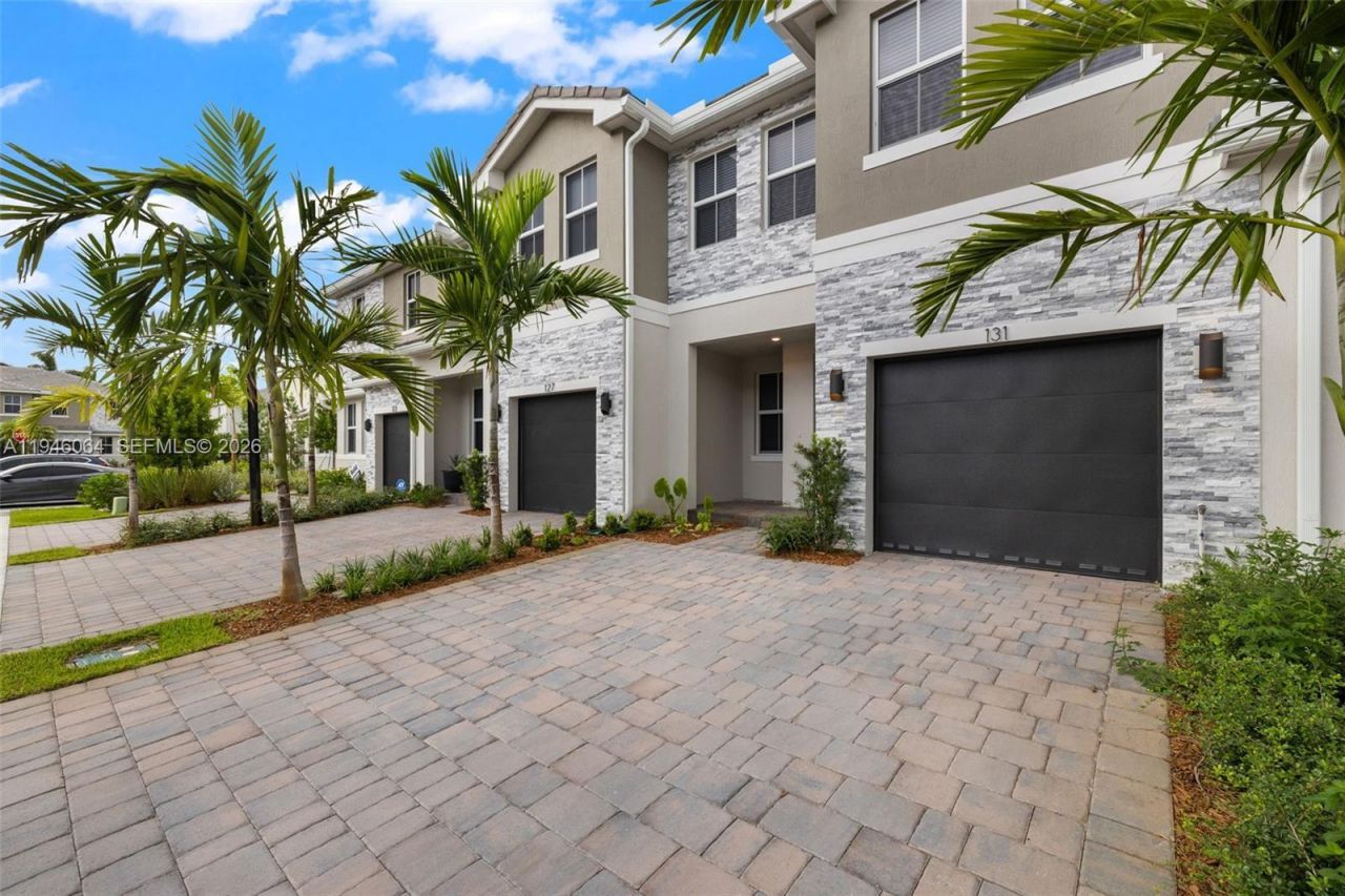 131 SW 171st Lane, Pembroke Pines, FL 33027 Photo