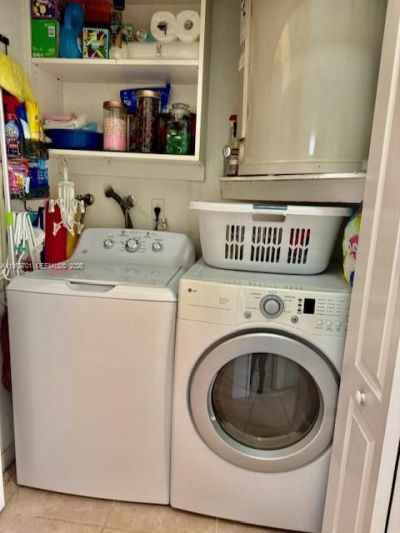 15957 SW 54th Ter, Miami, FL 33185 Photo