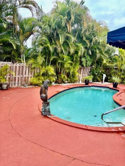 15957 SW 54th Ter, Miami, FL 33185 Photo