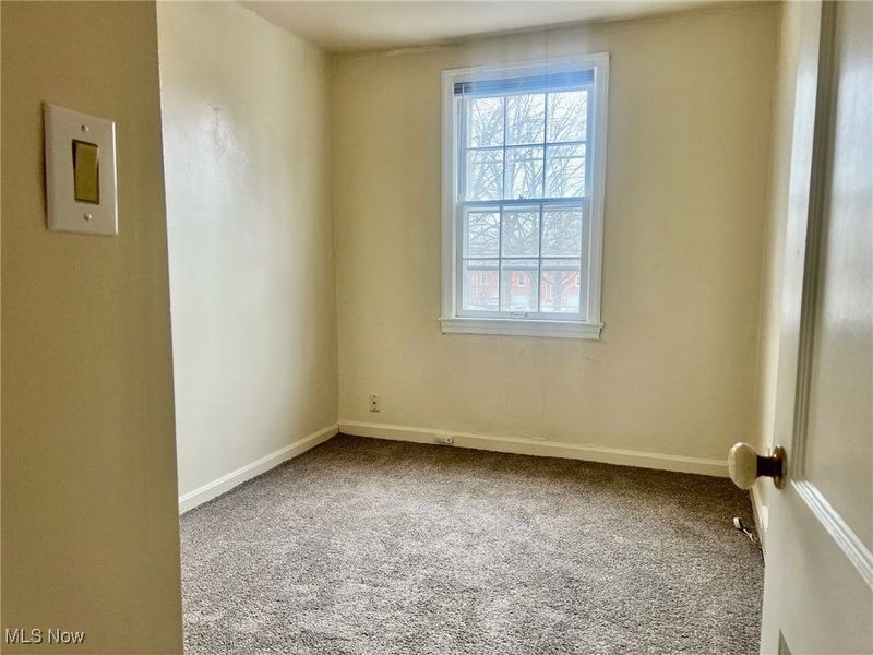 20608 Harvard Avenue, Highland Hills, OH 44122 Photo 10