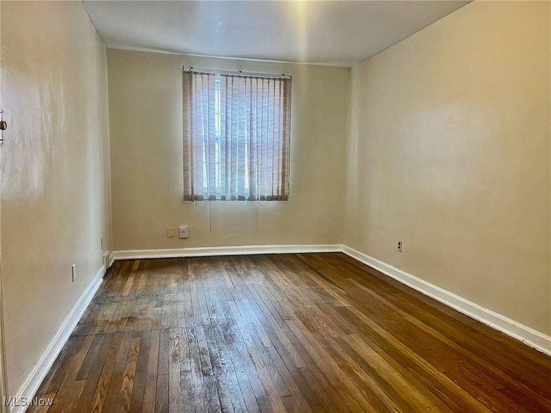 20608 Harvard Avenue, Highland Hills, OH 44122 Photo 4