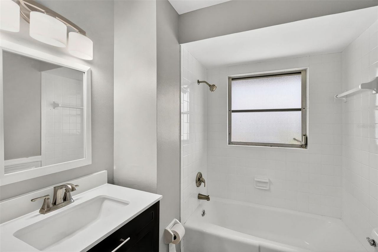 536 Pangola Drive, North Fort Myers, FL 33903 Photo