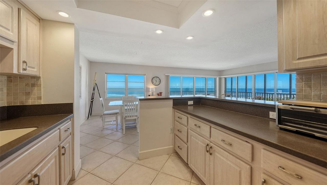 800 Benjamin Franklin Drive, Unit 308, Sarasota, FL 34236 Photo