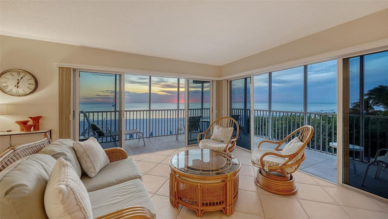 800 Benjamin Franklin Drive, Unit 308, Sarasota, FL 34236 Photo