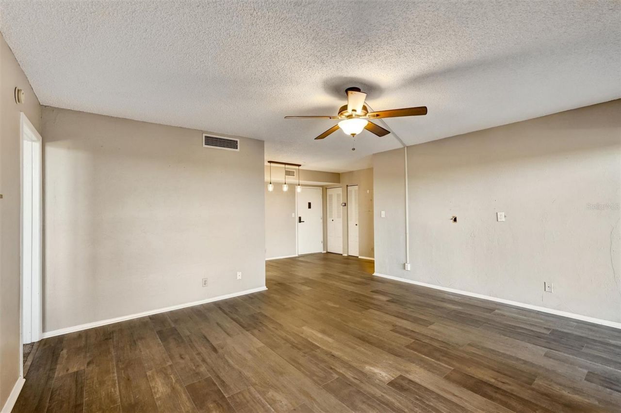 2901 26th Street W, Unit 606, Bradenton, FL 34205 Photo