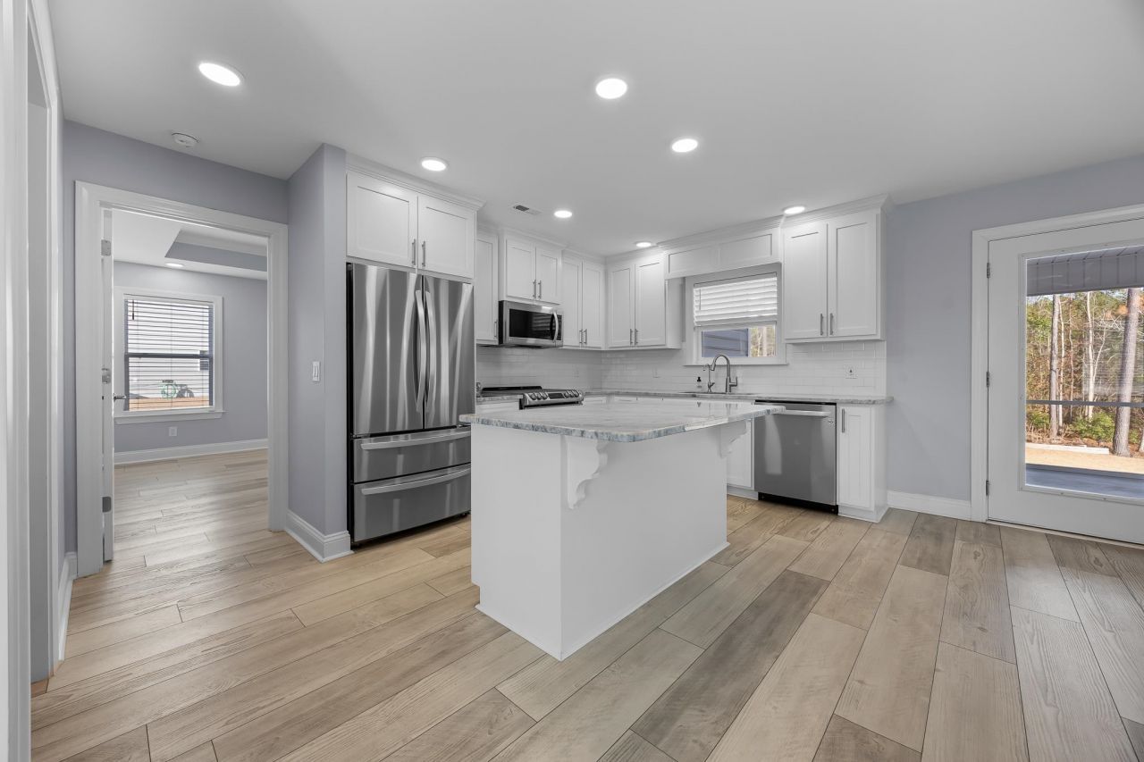 226 Penn Circle Photo 12