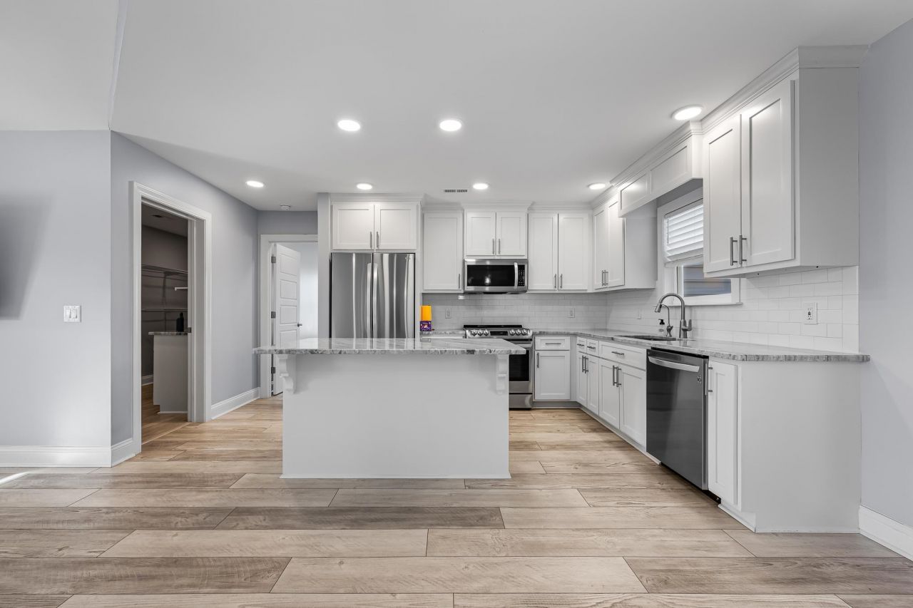 226 Penn Circle Photo 15