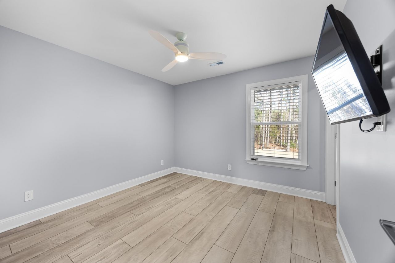 226 Penn Circle Photo 30