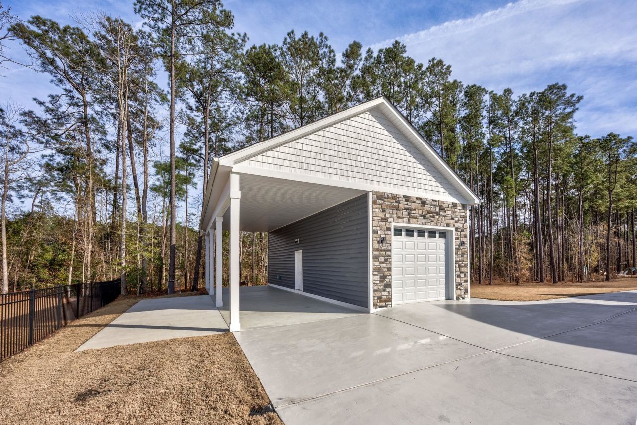 226 Penn Circle Photo 32