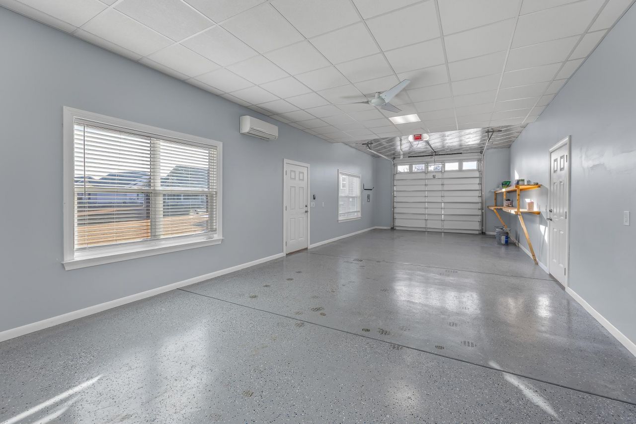 226 Penn Circle Photo 34