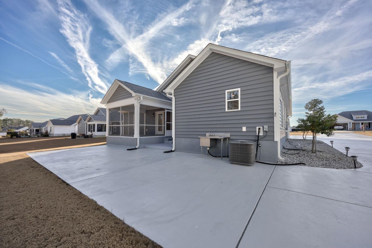 226 Penn Circle Photo 35