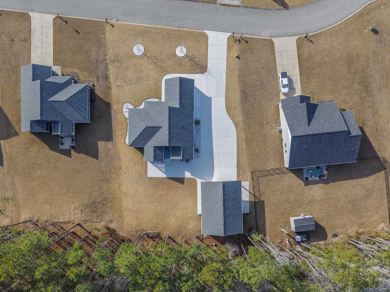 226 Penn Circle Photo 4